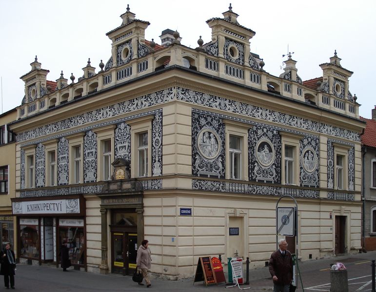 Soubor:Kladno neorenaissance house.jpg