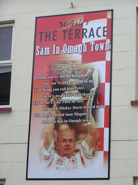 Soubor:"Sam in Omagh Town" - geograph.org.uk - 887641.jpg