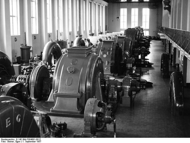 Soubor:Bundesarchiv B 145 Bild-F004681-0012, Walchensee, Kraftwerk.jpg