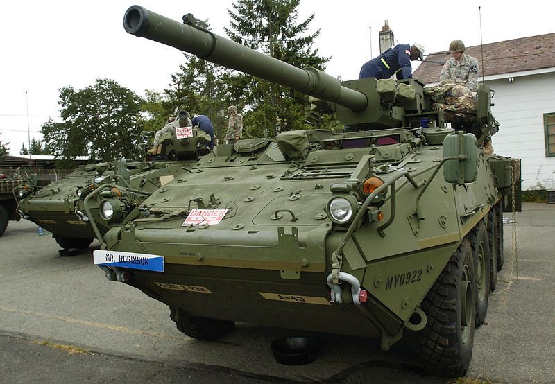 Soubor:Stryker MGS training.jpg