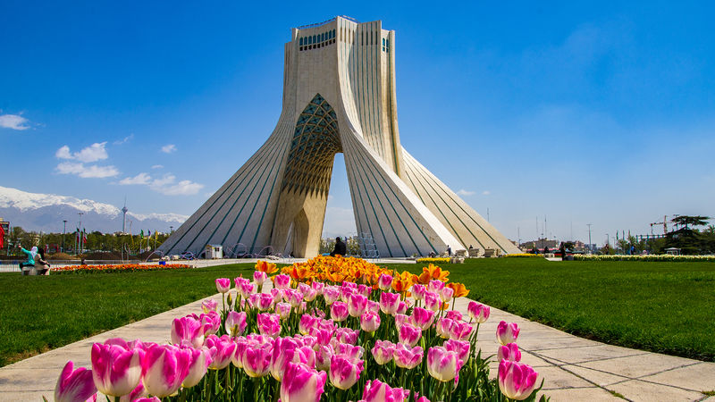 Soubor:Azadi Tower II, Tehran, 20170408-Flickr.jpg