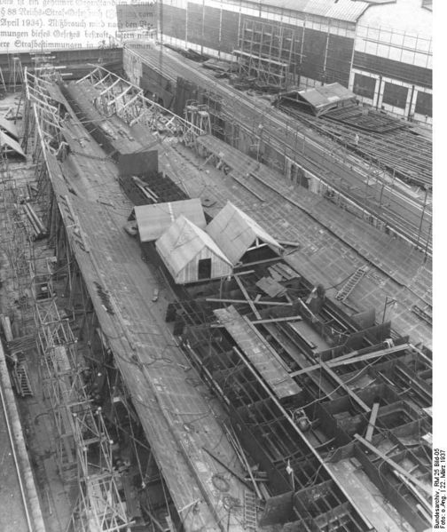 Soubor:Bundesarchiv RM 25 Bild-05, Flugzeugträger "Graf Zeppelin", Bau.jpg