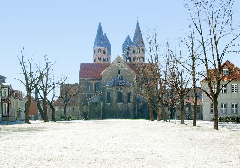 Soubor:Liebfrauenkirche Halberstadt.jpg