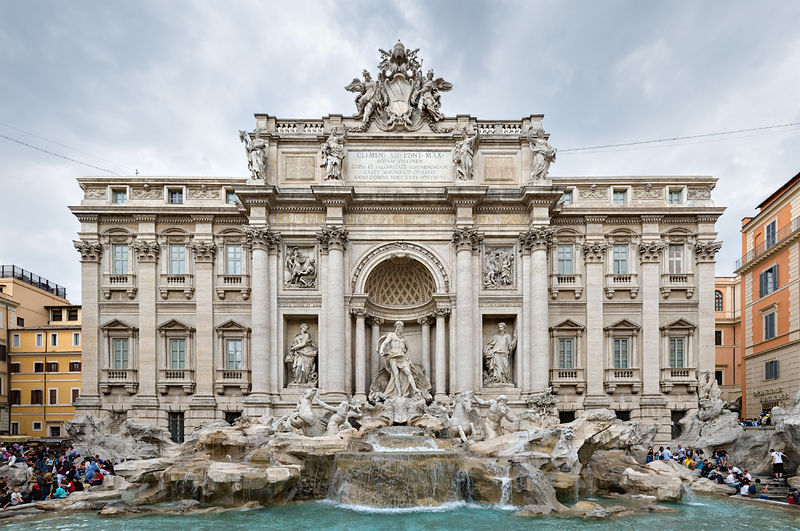 Soubor:Trevi Fountain, Rome, Italy 2 - May 2007.jpg