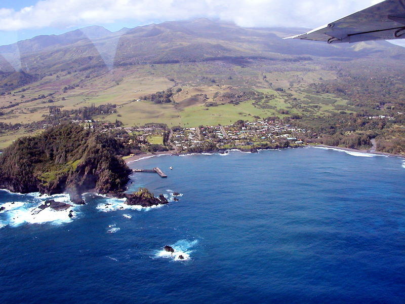 Soubor:Hana, Maui, 2006.jpg