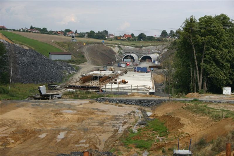 Soubor:Klimkovický tunel 14.jpg