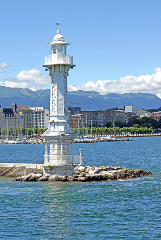 Maják Les Paquis Lighthouse (2015)