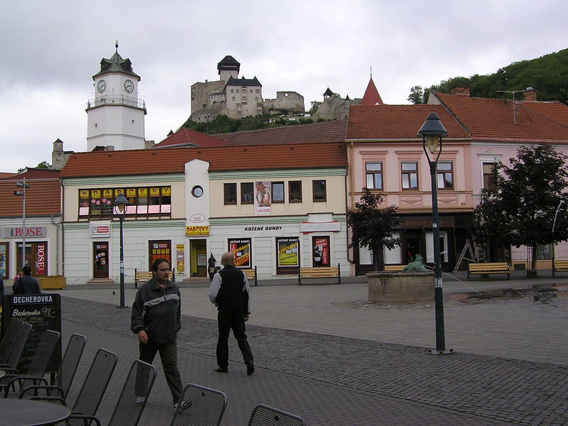 Soubor:TRENCIN2007-010.jpg