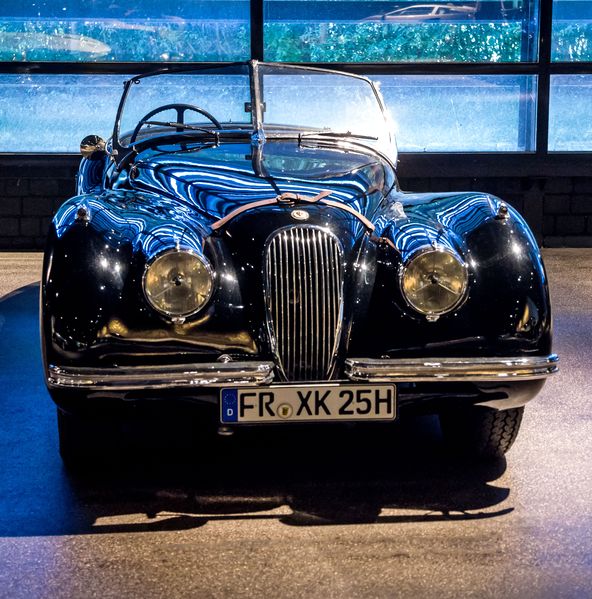 Soubor:Jaguar XK 120 OTS (Volante) jm20608.jpg