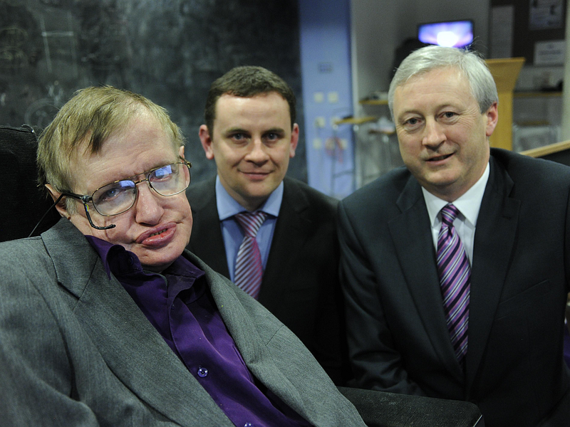 Soubor:Stephen Hawking David Fleming Martin Curley.png