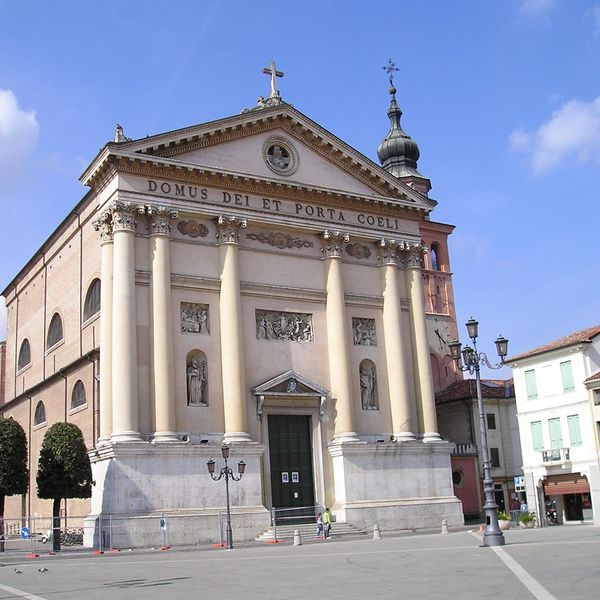 Soubor:Cittadella-Duomo.jpg