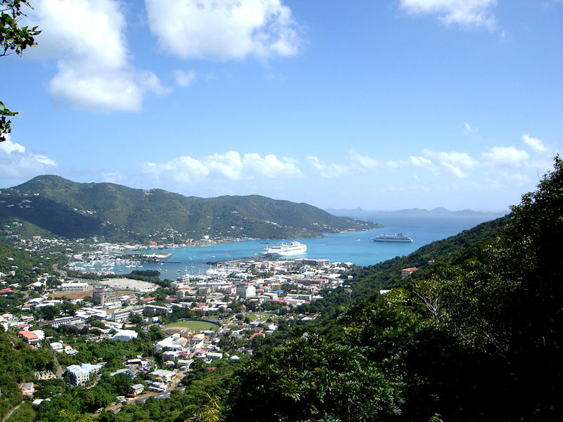 Soubor:Roadtown, Tortola.jpg