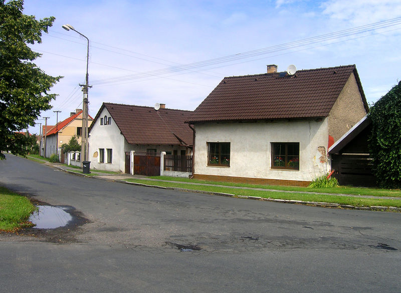 Soubor:Němčice, West.jpg