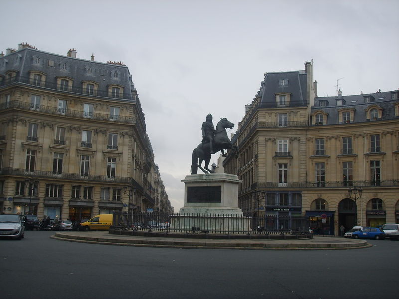 Soubor:Place des Victoires 03.JPG