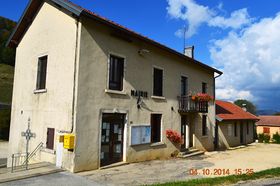 Apremont, Ain, Mairie.JPG