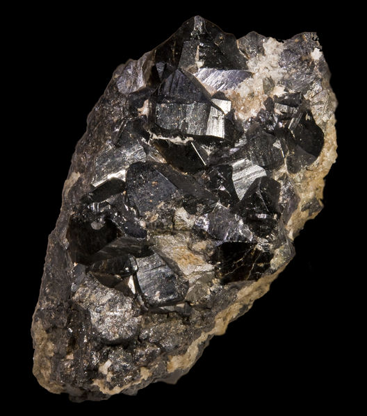 Soubor:Cassiterite4.jpg