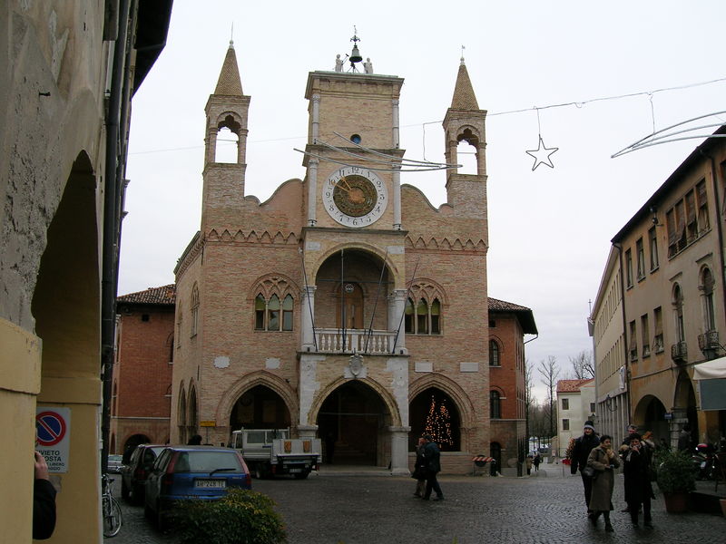 Soubor:Pordenone-Municipio.jpg