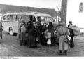 Bundesarchiv R 49 Bild-0134, Radungen, Aussiedlung von Polen.jpg