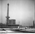 Bundesarchiv B 145 Bild-F001296-0011, Berlin, Funkturm.jpg