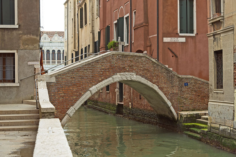 Soubor:Ponte Storto (Venice).jpg