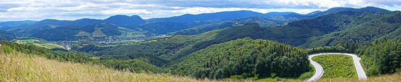 Soubor:Panoráma Dobšinský kopec.JPG