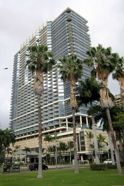 Soubor:Trump International Hotel and Tower Waikiki Beach Flickr.jpg