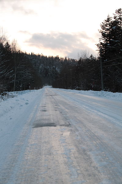 Soubor:Ice road in Hokkaido 001.JPG