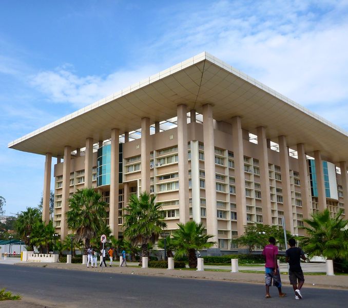 Soubor:Ministry of Foreign Affairs Maputo (12946023655).jpg