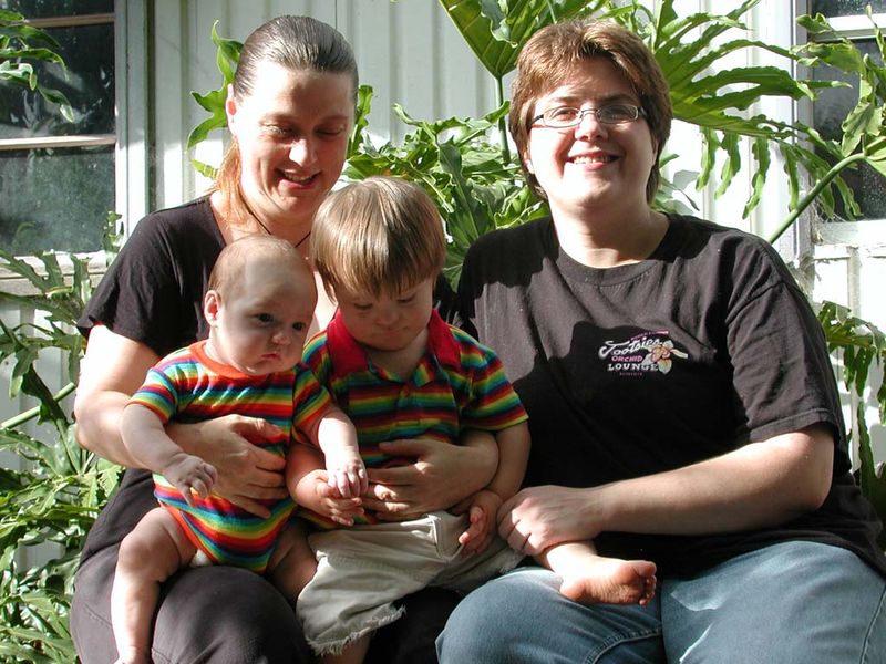 Soubor:Lesbian family.jpg