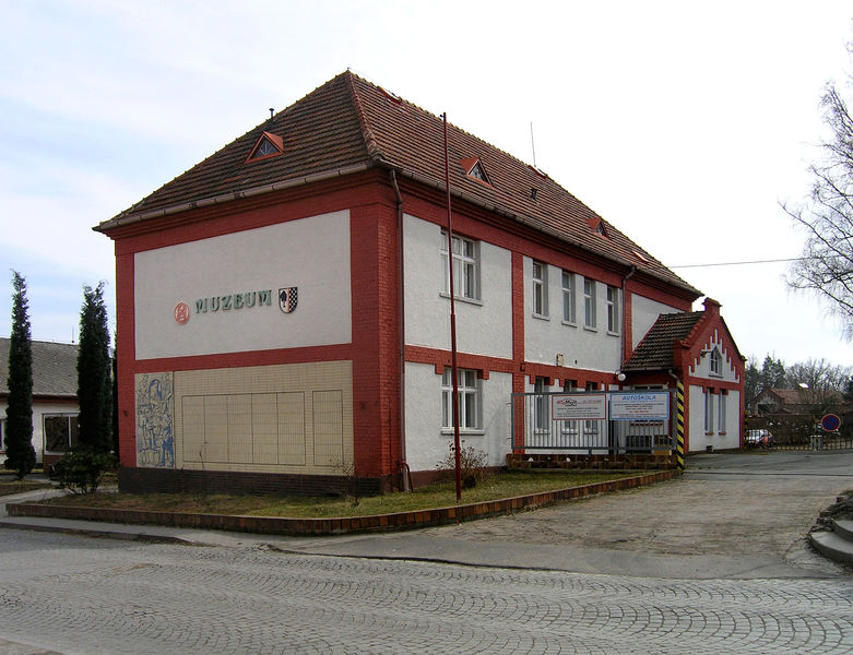 Soubor:Horní Bříza, museum.jpg