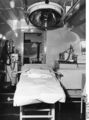 Bundesarchiv B 145 Bild-F004445-0004, Heidelberg, fahrbarer OP der Chirurg. Klinik.jpg