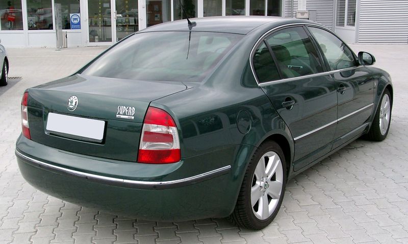 Soubor:Skoda Superb rear 20080524.jpg