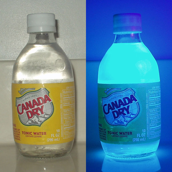 Soubor:Tonic water uv.jpg