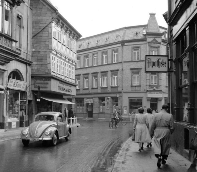 Soubor:Bundesarchiv B 145 Bild-F001055-0010, Göttingen, Altstad.jpg