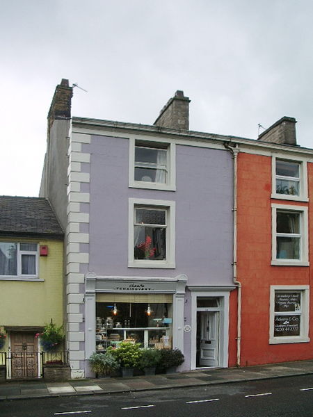 Soubor:"Cheesie Tchaikovsky", York Street, Clitheroe - geograph.org.uk - 906779.jpg