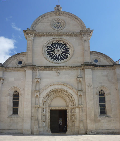 Soubor:HR-Sibenik-Kathedrale-09.jpg