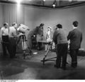 Bundesarchiv B 145 Bild-F001108-0003, Köln, WDR Fernsehstudio.jpg