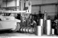 Bundesarchiv Bild 101I-635-3966-12, Panzerfabrik in Deutschland.jpg