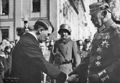 Bundesarchiv Bild 183-S38324, Tag von Potsdam, Adolf Hitler, Paul v. Hindenburg.jpg