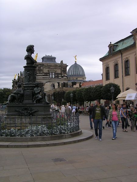 Soubor:DRESDEN11074.jpg