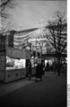 Bundesarchiv B 145 Bild-F004957-0002, Bonn, Weihnachtsmarkt.jpg