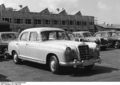 Bundesarchiv B 145 Bild-F003556-0004, Sindelfingen, Mercedes Autowerk.jpg