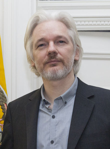 Soubor:Julian Assange August 2014.jpg