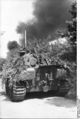 Bundesarchiv Bild 101I-722-0407-37, Frankreich, Panzer V "Panther" mit Panzersoldaten.jpg