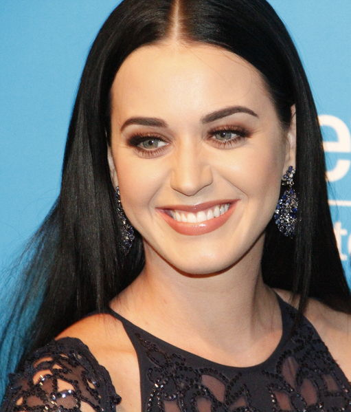 Soubor:Katy Perry UNICEF 2012.jpg