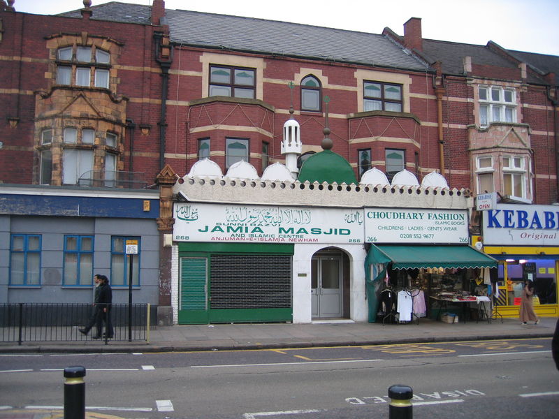 Soubor:Jamia Masjid, East Ham.jpg