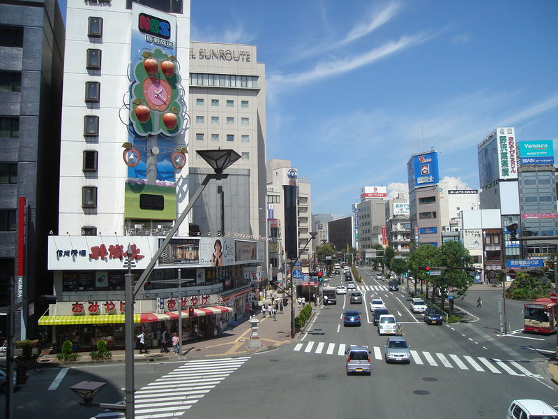 Soubor:Downtown Nagano.jpg