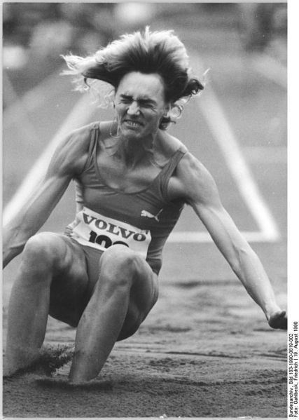 Soubor:Bundesarchiv Bild 183-1990-0819-002, Heike Drechsler.jpg