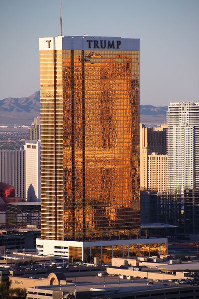 Soubor:Las-Vegas-Trump-Hotel-8480.jpg