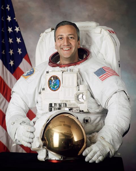 Soubor:Michael Massimino.jpg